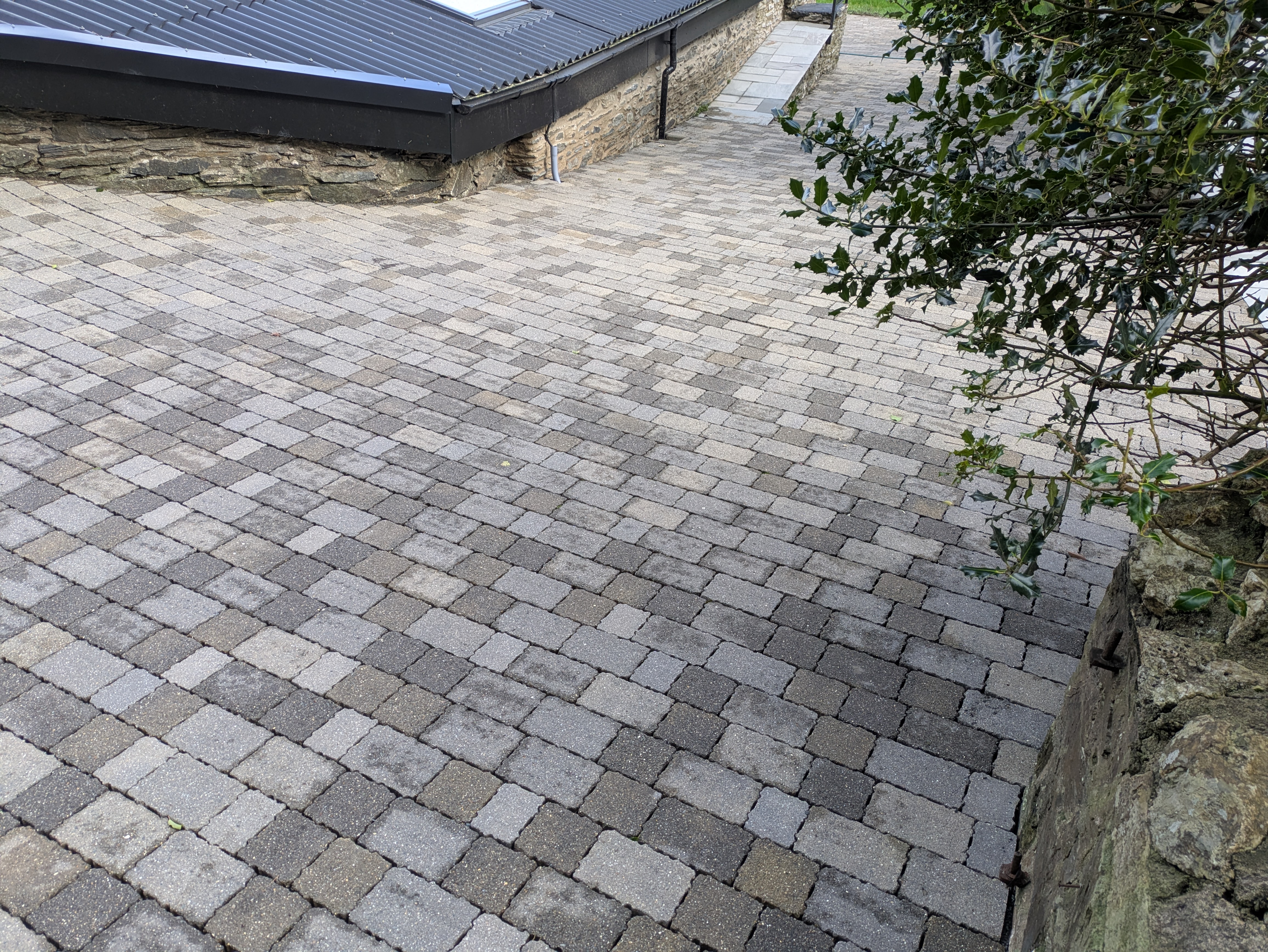 Large property clean, south of island - Bright Pressure Washing project image