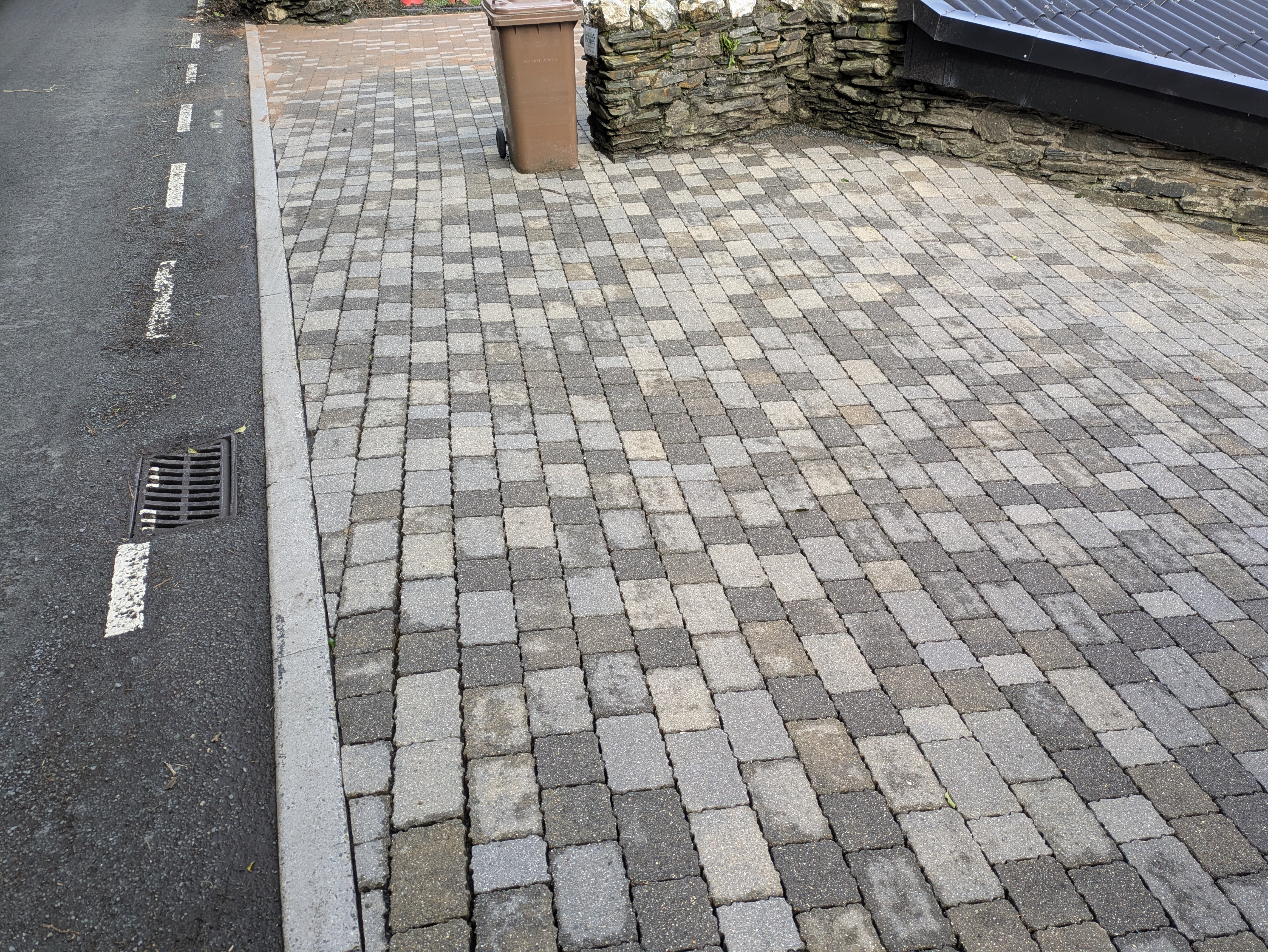 Large property clean, south of island - Bright Pressure Washing project image