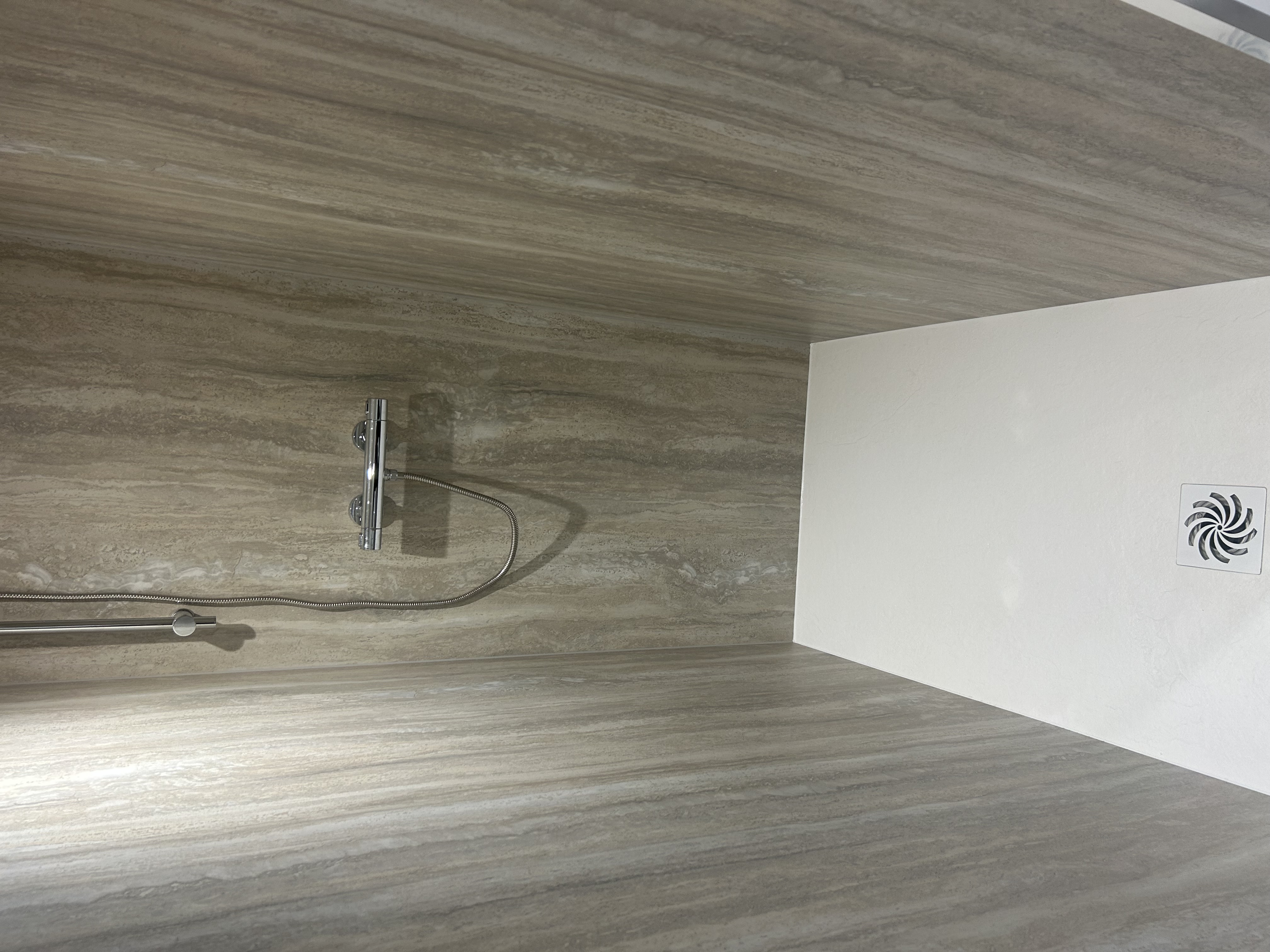 Bathroom - IdealBathrooms.im project image