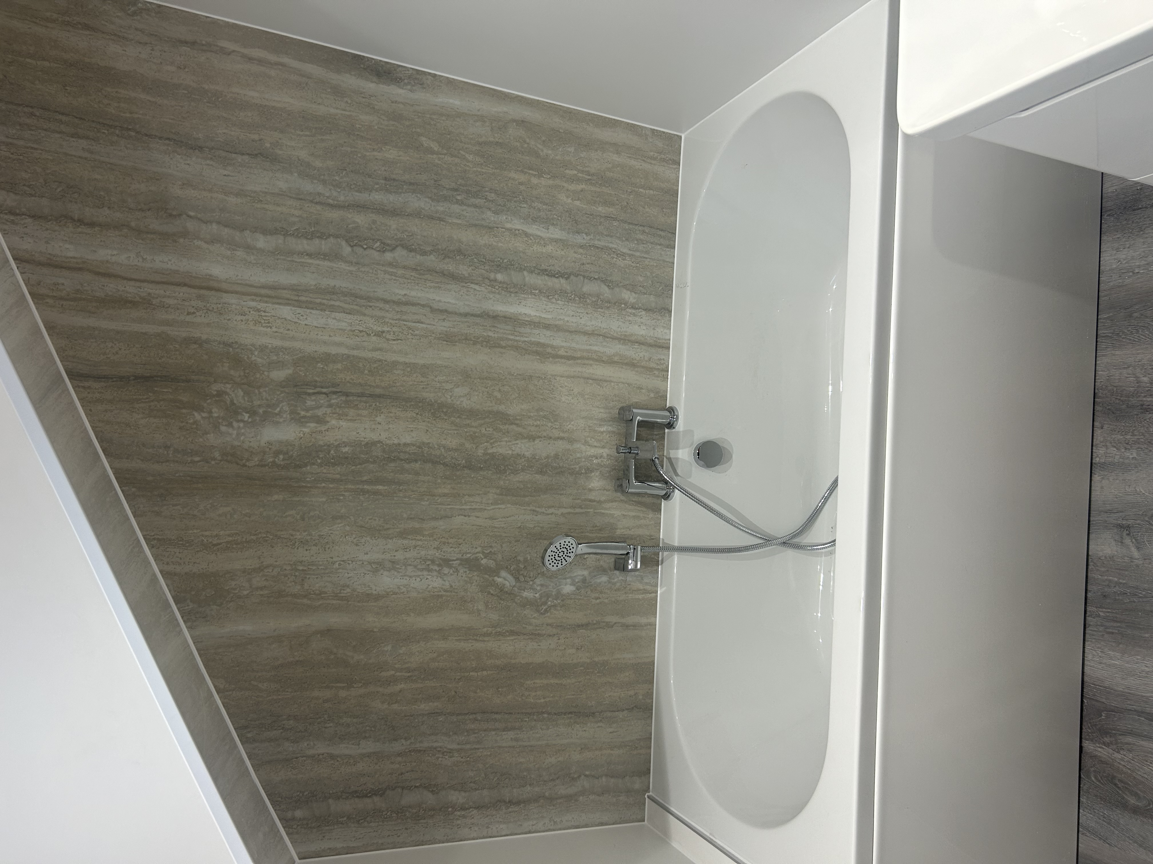 Bathroom - IdealBathrooms.im project image